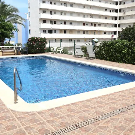 Apartmán Reel Apartments- Luxury With Swimming Pool.